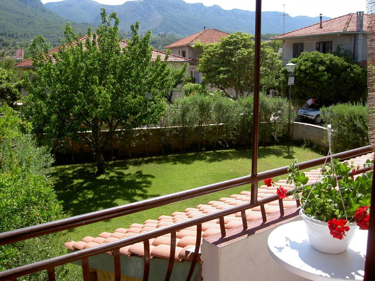 Hvar Guesthouse - Double Bedroom With Private Bathroom 耶尔萨 外观 照片