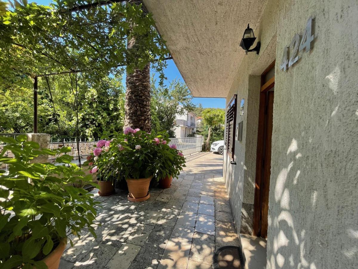 Hvar Guesthouse - Double Bedroom With Private Bathroom 耶尔萨 外观 照片