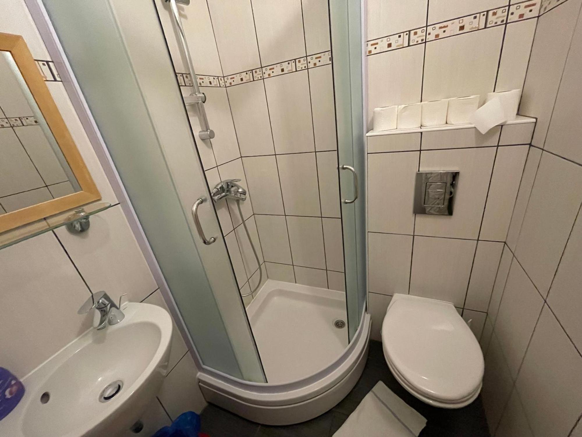 Hvar Guesthouse - Double Bedroom With Private Bathroom 耶尔萨 外观 照片